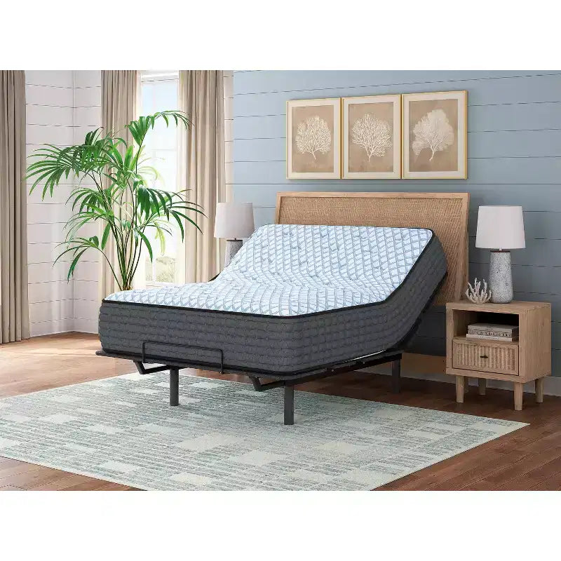 Signature Design by Ashley Destin Cove 15 Inch Plush Mattress, Hybrid with Memory Foam and Wrapped Coils